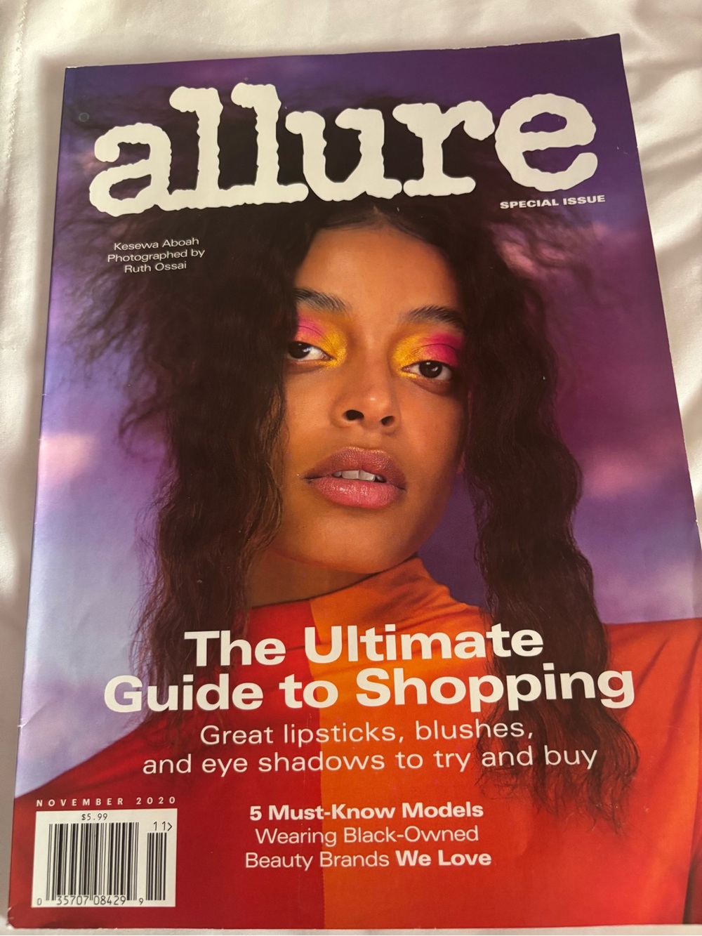 Rare Allure Magazine Bundle (2) - 2021 Awkwafina & 2020 Kesewa Aboah Back Issues - Picture 10 of 15